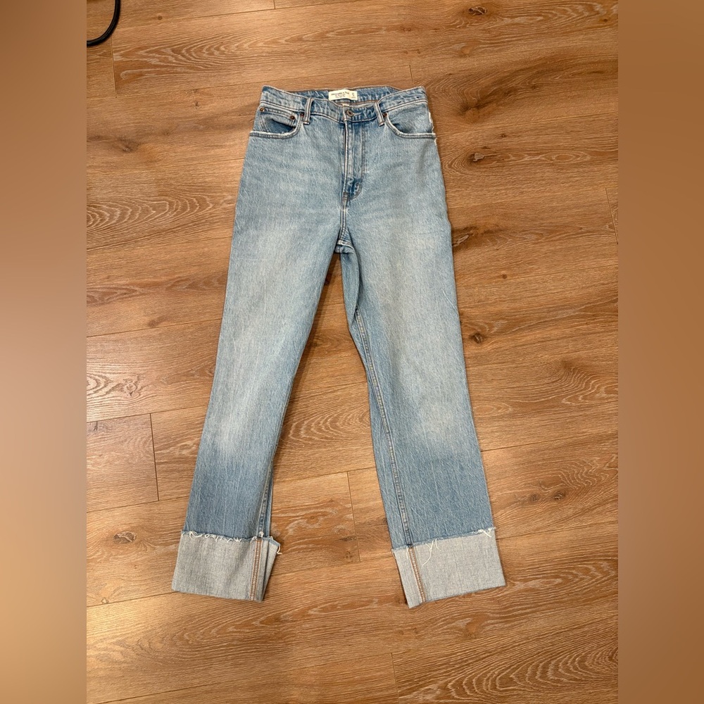 Abercrombie 90s straight jeans